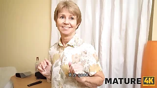 4094 mature woman porn videos